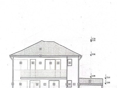 Casă individuala de vânzare în Dezmir zona centrală  5 cam 120mp și teren 380mp