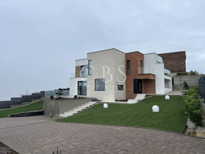 Comision 0%Vila superba 4 cam 305mp teren 830mpcu view zona Wonderland, Feleacu 