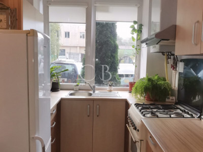 Apartament 2 camere semidecomandat 40mp la parter zona Iris 