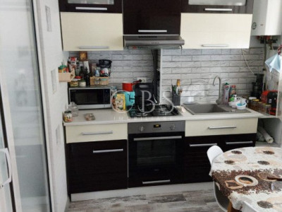 De vanzare apartament 2 camere 43mpu ultrafinisat Apahida zona centrala 