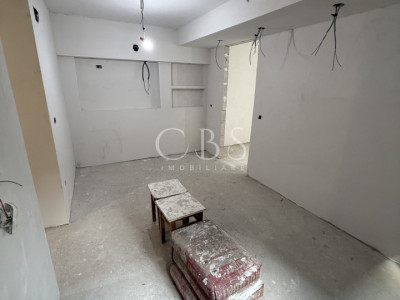 Apartament 2 Cam 35mp Zona Centrală Vizavi de Facultatea FSPAC Str.Aurel Suciu 